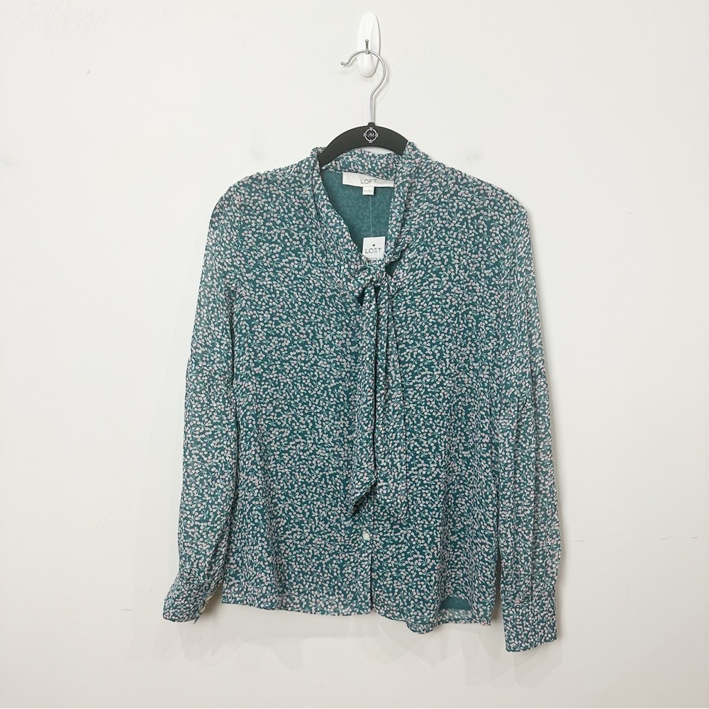Loft Garden Tie Neck Blouse Green Floral Fluid Draped feminine - Picture 3 of 8